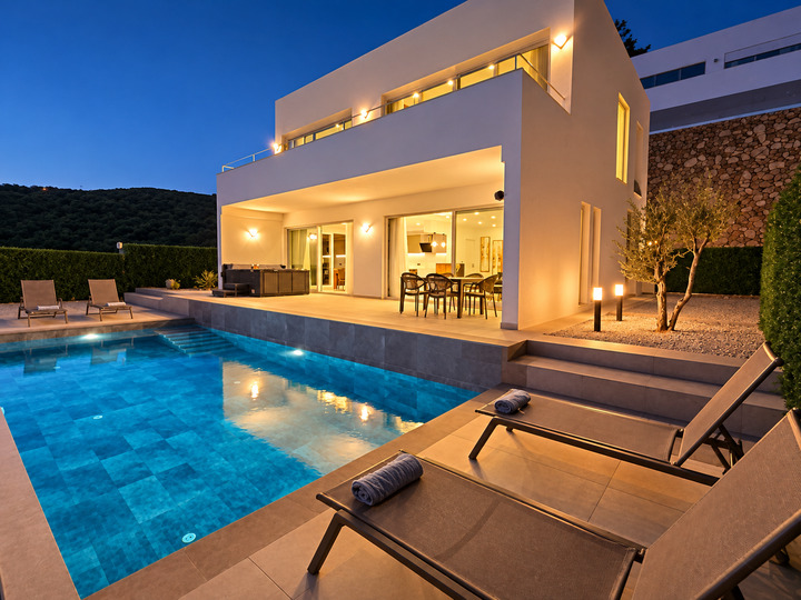 Özel Havuzlu ve Güzel Deniz Manzaralı Villa, Alanya Villa 1004