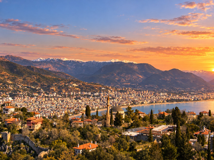 Özel Havuzlu ve Güzel Deniz Manzaralı Villa, Alanya Villa 1004