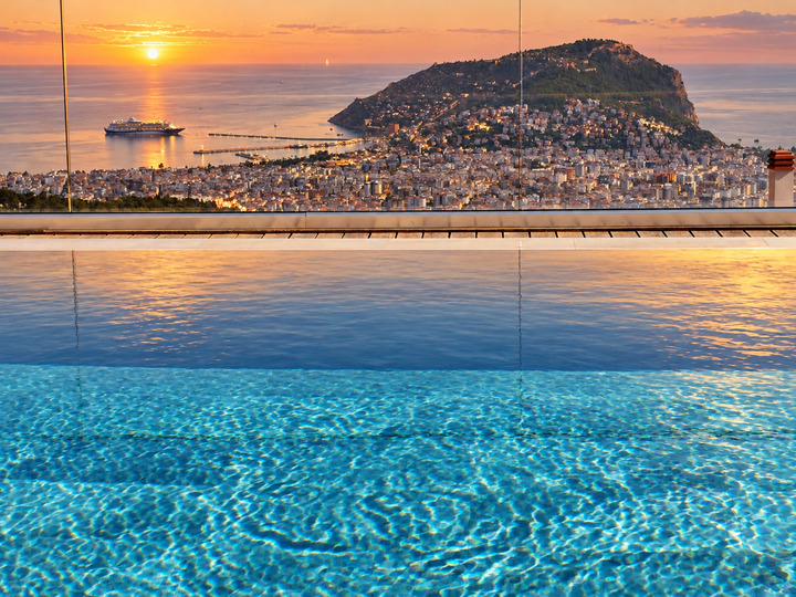 Özel Havuzlu ve Güzel Deniz Manzaralı Villa, Alanya Villa 1004