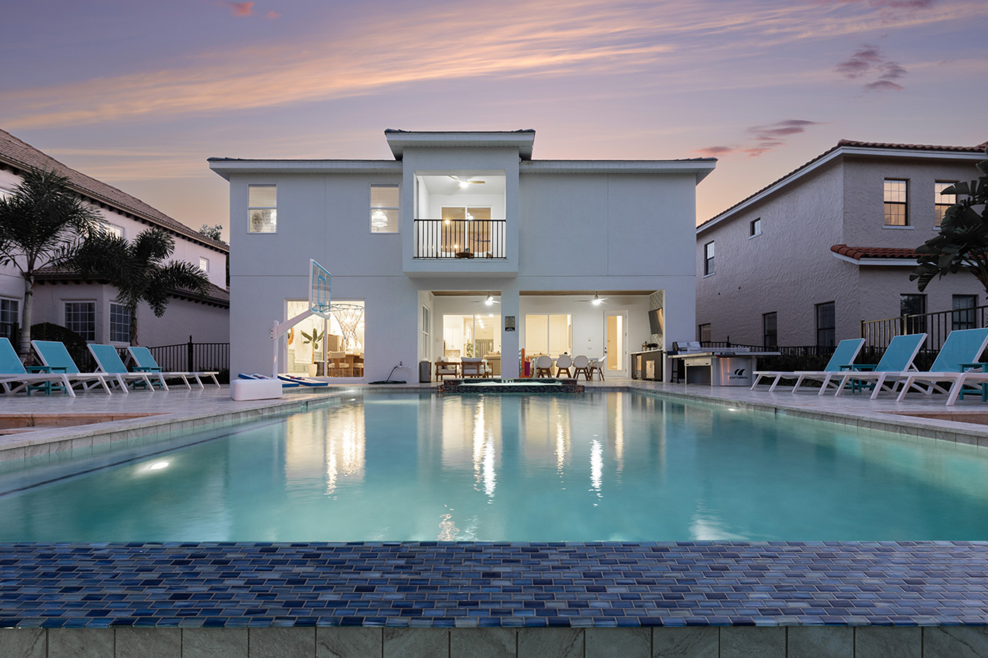 Orlando'daki Reunion Resort'ta Birinci Sınıf Olanaklara Sahip Güzel Villa Villa 1011