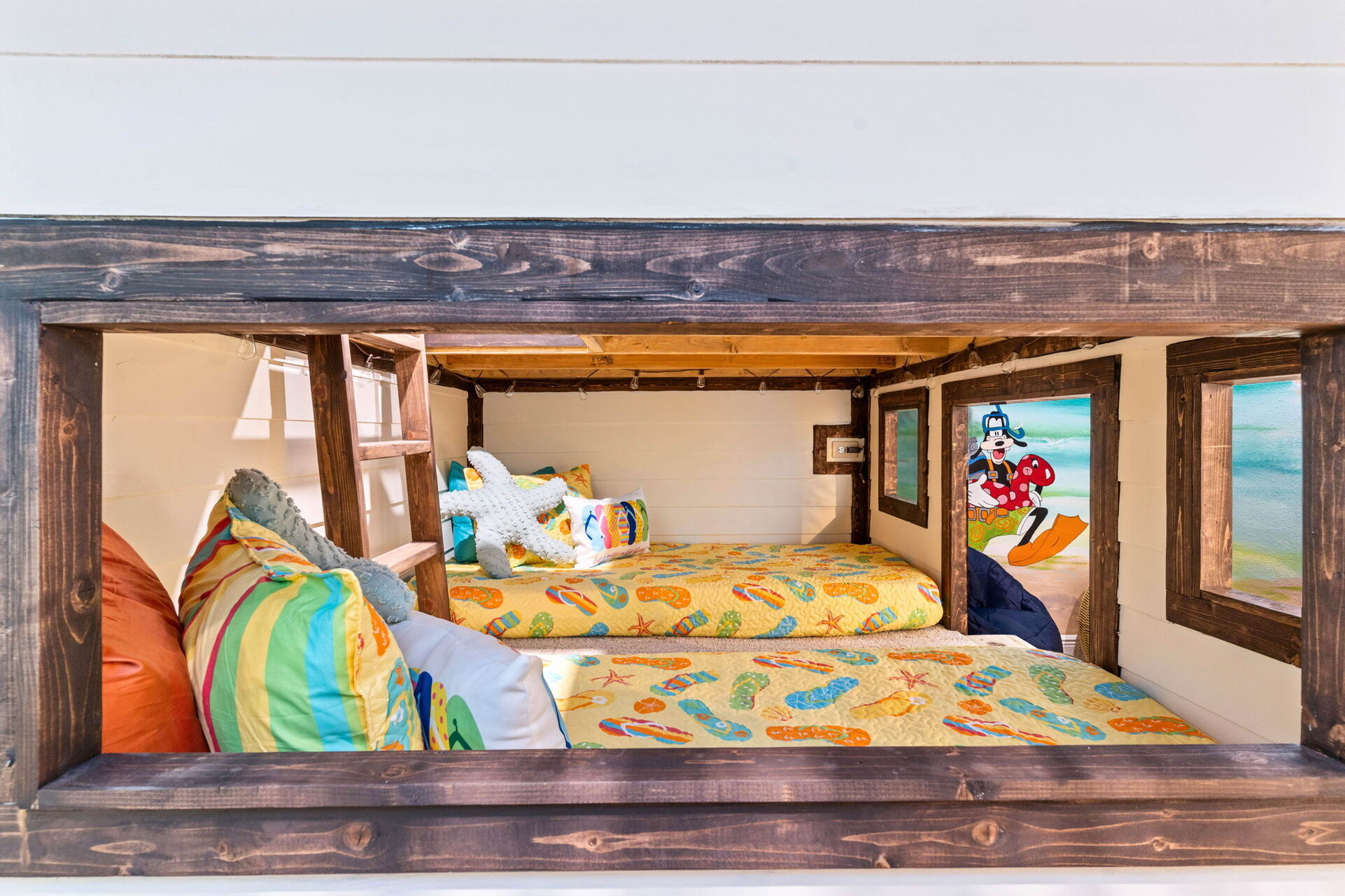 Mükemmel 4 Yatak Odalı Villayı Kiralayın, Reunion Resort Villa 1018