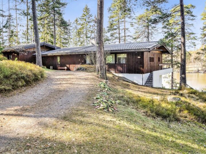 Mükemmel Konumda Özel Ev, Sipoo 1016, Sipoo, Finland