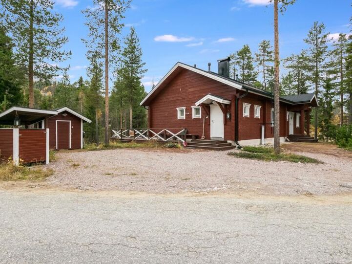 Büyülü Aile Anıları, Pelkosenniemi 1261, Pelkosenniemi, Finland