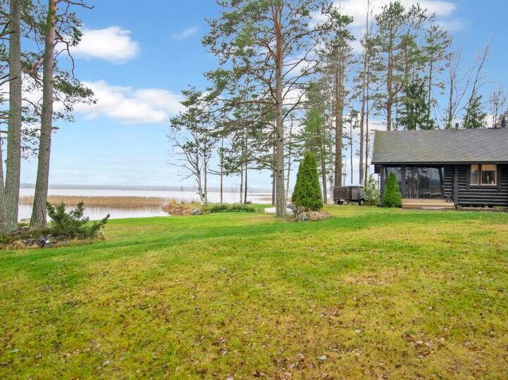 Evden uzaktaki eviniz, Alajärvi 1203