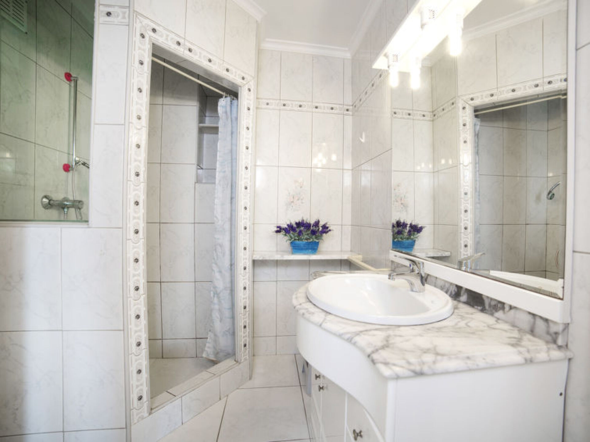 Costa Blanca'da Sakin Vaha, 1034