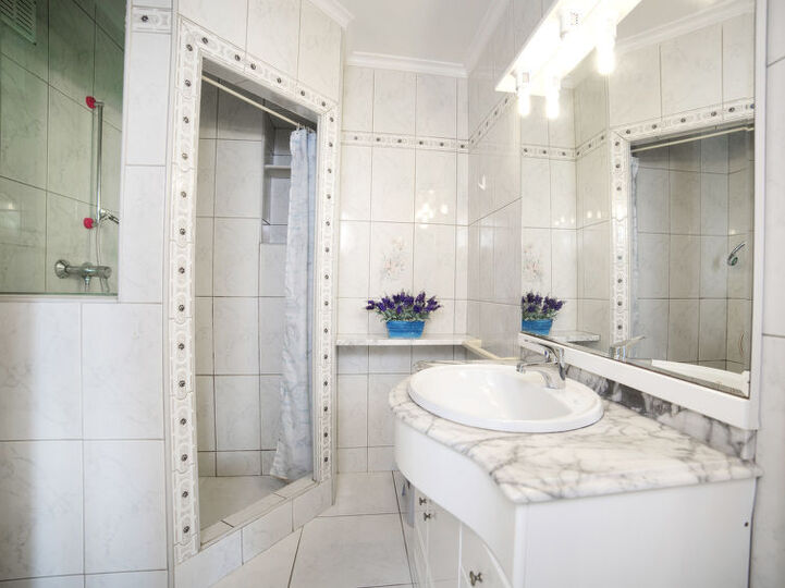 Costa Blanca'da Sakin Vaha, 1034