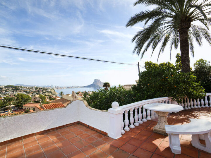Costa Blanca'da Sakin Vaha, 1034