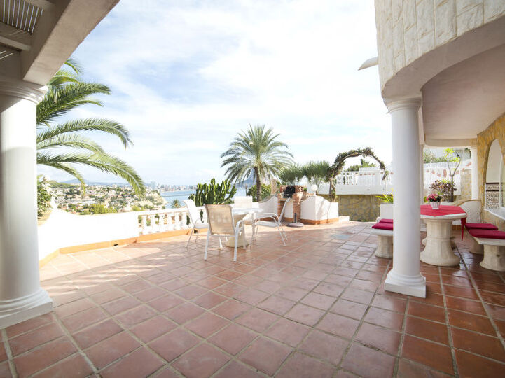 Costa Blanca'da Sakin Vaha, 1034