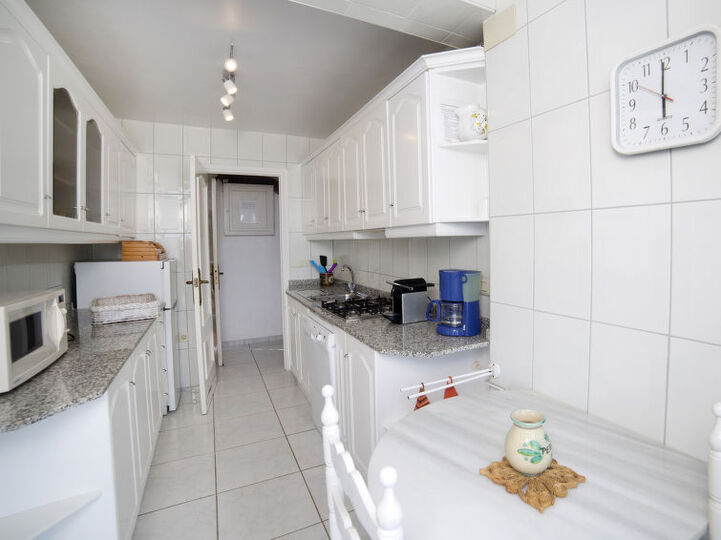 Costa Blanca'da Sakin Vaha, 1034