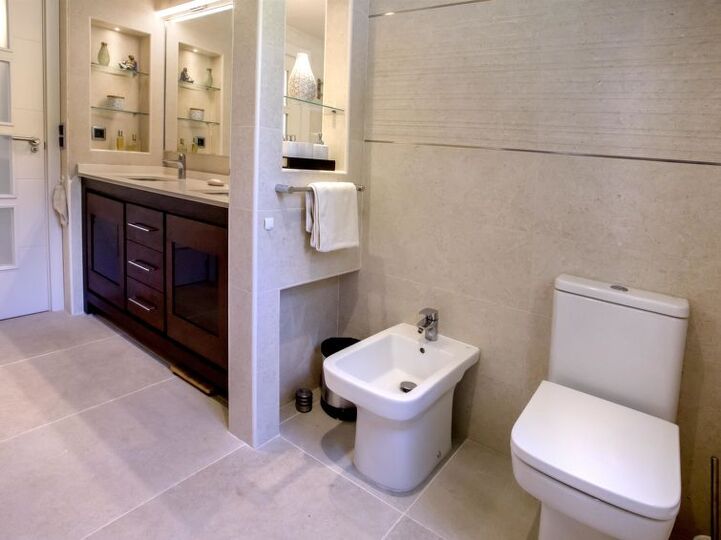 Bathroom / Wellness