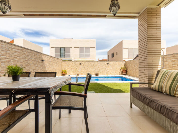 Havuzlu Zarif 3 Yatak Odalı Sığınak, 1004, Cambrils, Spain