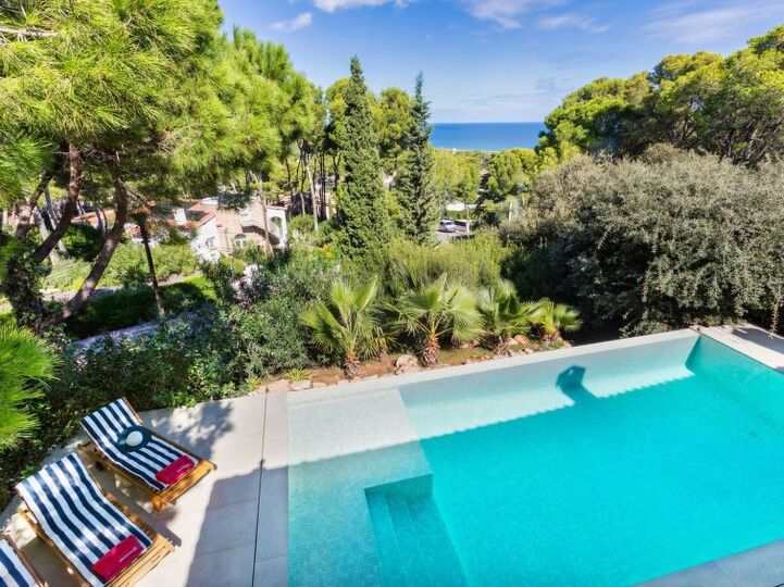 Deniz Kenarı Cenneti: 5 Yatak Odalı Villa, 1085, Pals, Spain