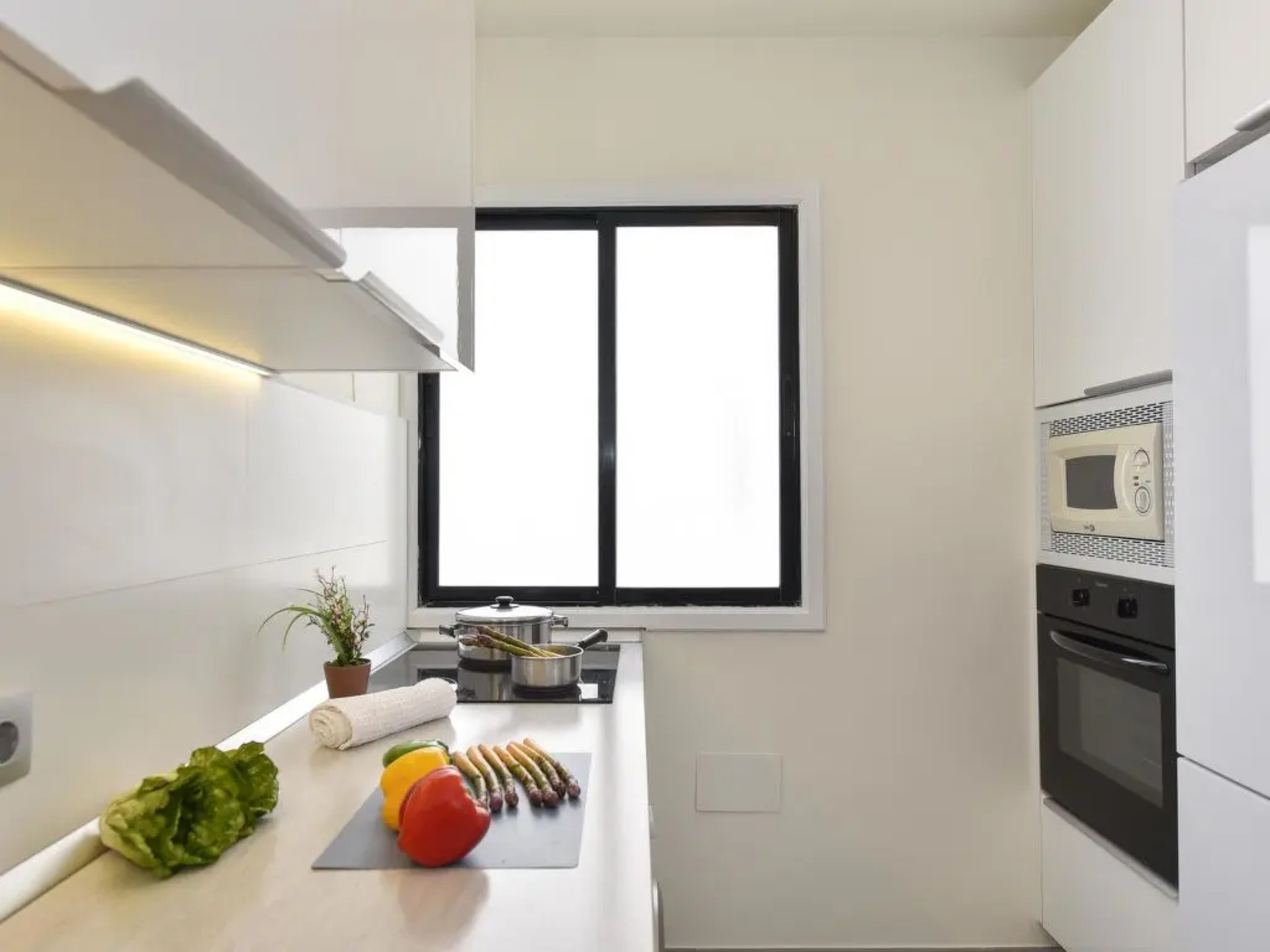 Kanarya Adaları'nda 4 Yatak Odalı Villa, 1077