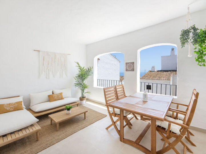 İki Kişilik Gizli Cennet,1130, Marbella, Spain