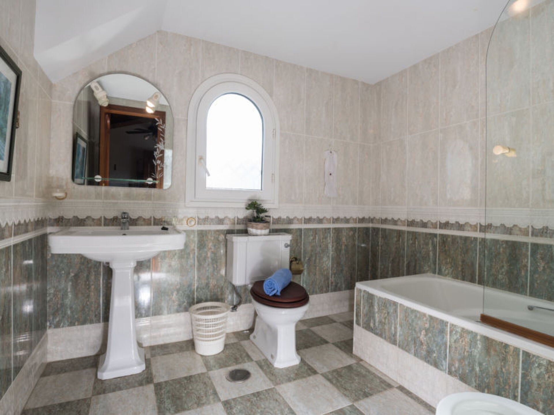 Muhteşem 3 Yatak Odalı Okyanus Manzaralı Villa, 1141