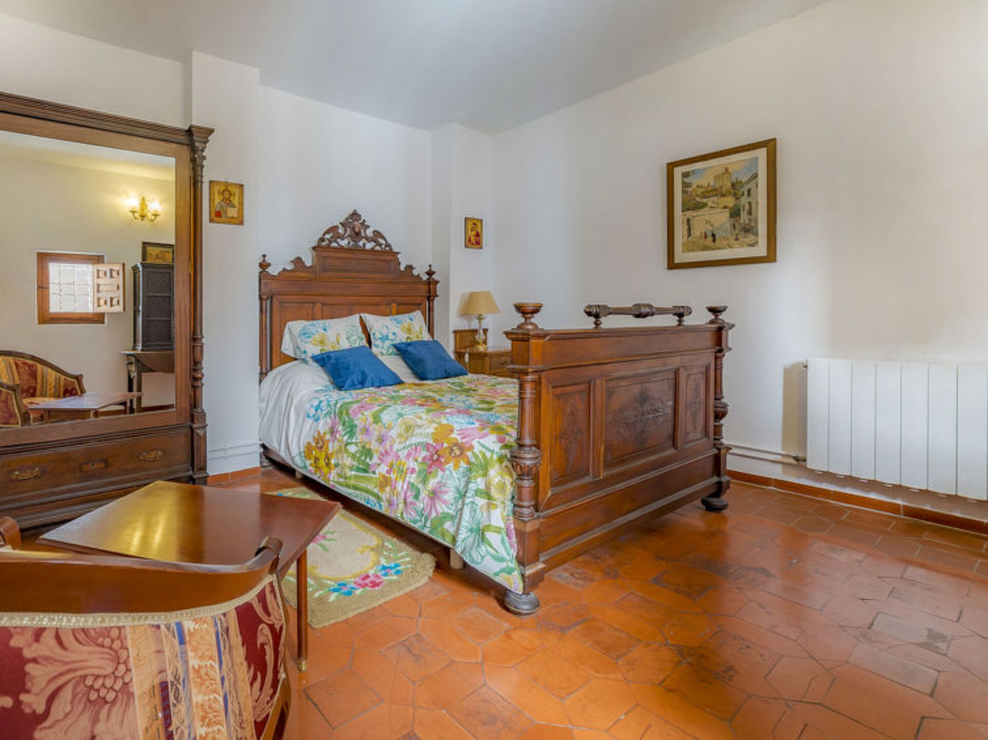 Endülüs'te Lüks 4 Yatak Odalı Villa, 1007