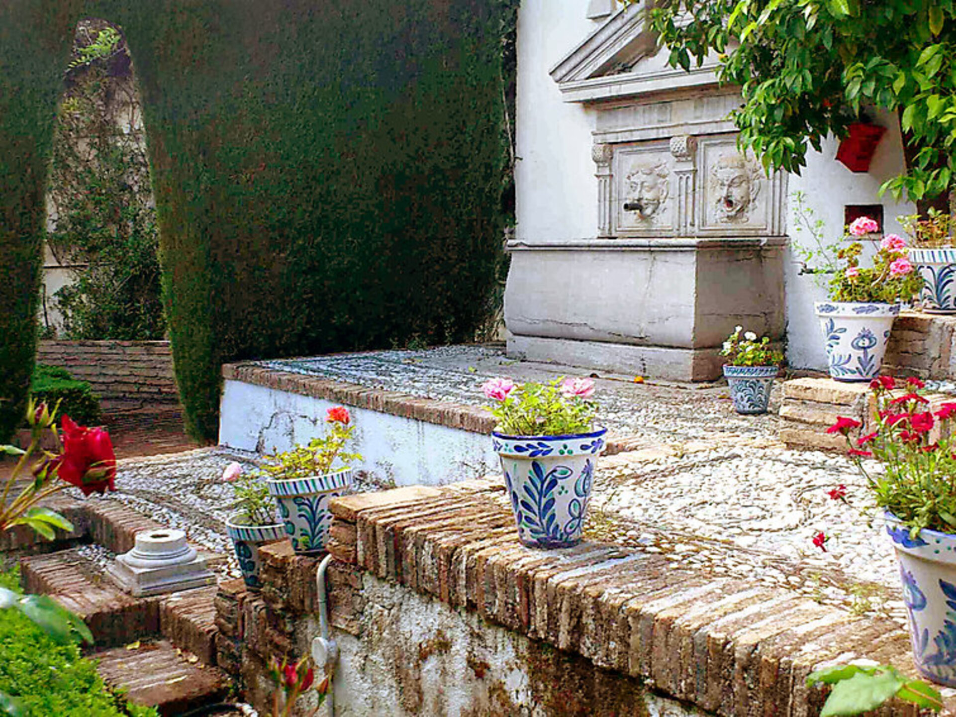 Endülüs'te Lüks 4 Yatak Odalı Villa, 1007
