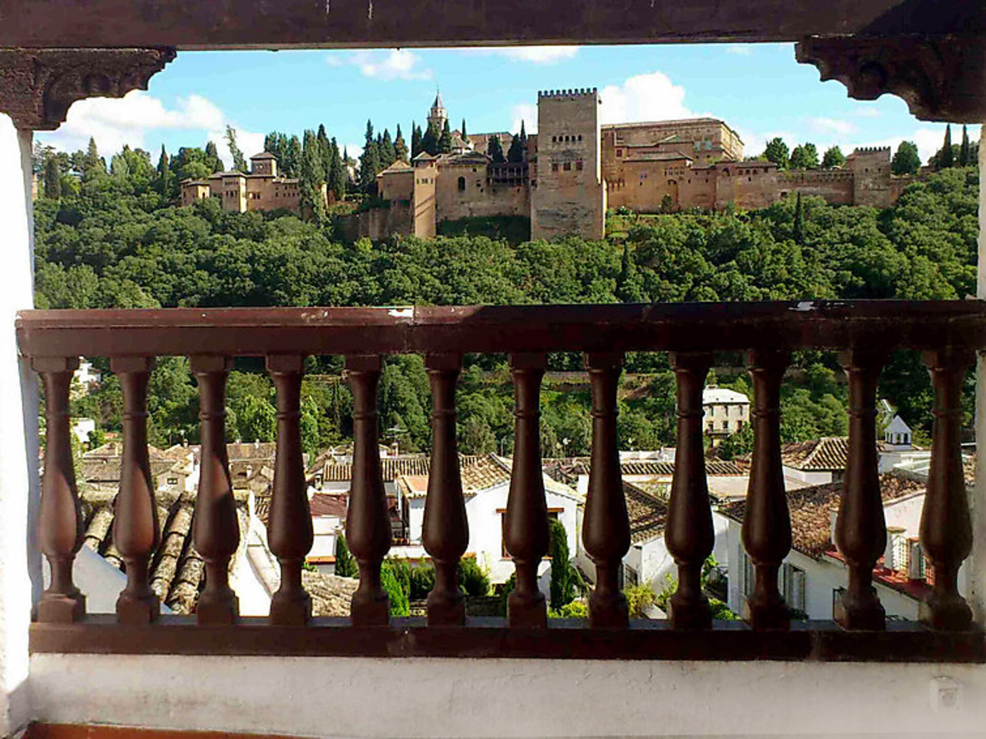 Endülüs'te Lüks 4 Yatak Odalı Villa, 1007