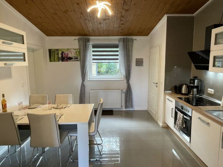 1022 numaralı, kiralık büyüleyici 2 yatak odalı villa., Oberndorf, Germany