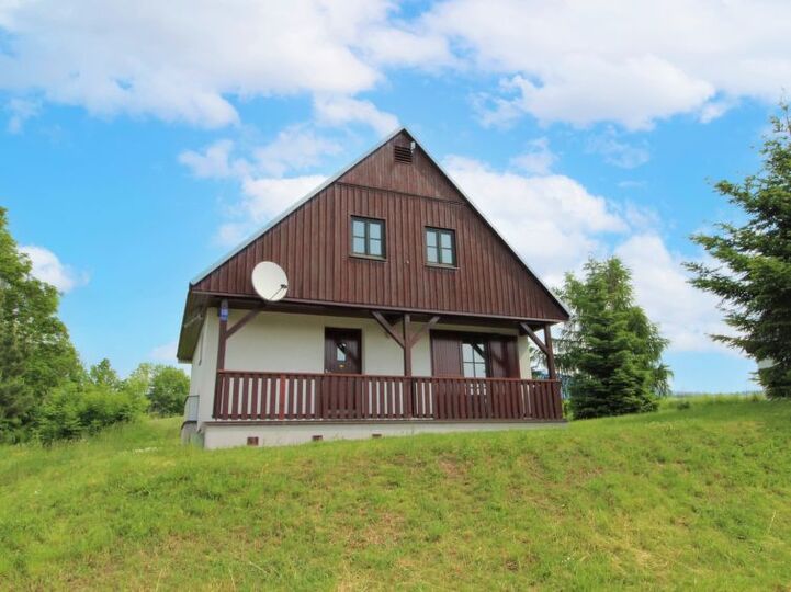 Panoramik Manzaralı Büyüleyici Villa, 1000, Kralovehradecky kraj, Czech Republic