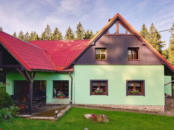Sonsuzluk havuzlu, zarif 6 yatak odalı villa, 1013, Liberecký kraj, Czech Republic