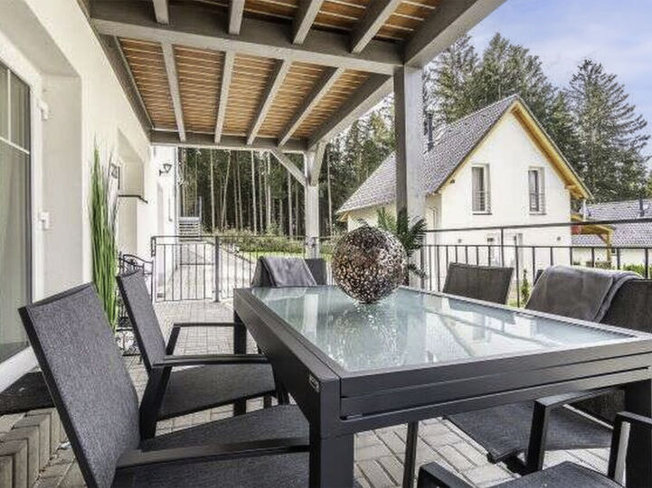 Doğanın İçinde Zarif 2 Yatak Odalı Villa, 1019, Frymburk, Czech Republic