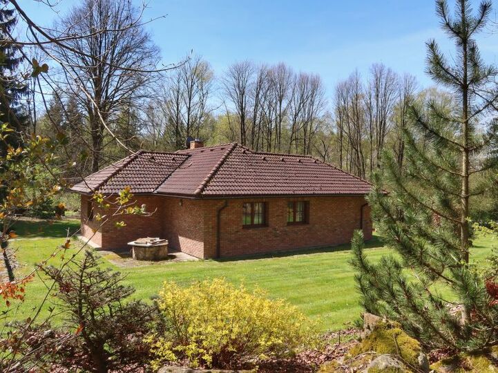 Satılık Muhteşem 4 Yatak Odalı Villa, 1021, Člunek, Czech Republic