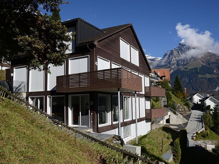 Obwalden'de Zarif Vaha, 1003, Engelberg, Switzerland
