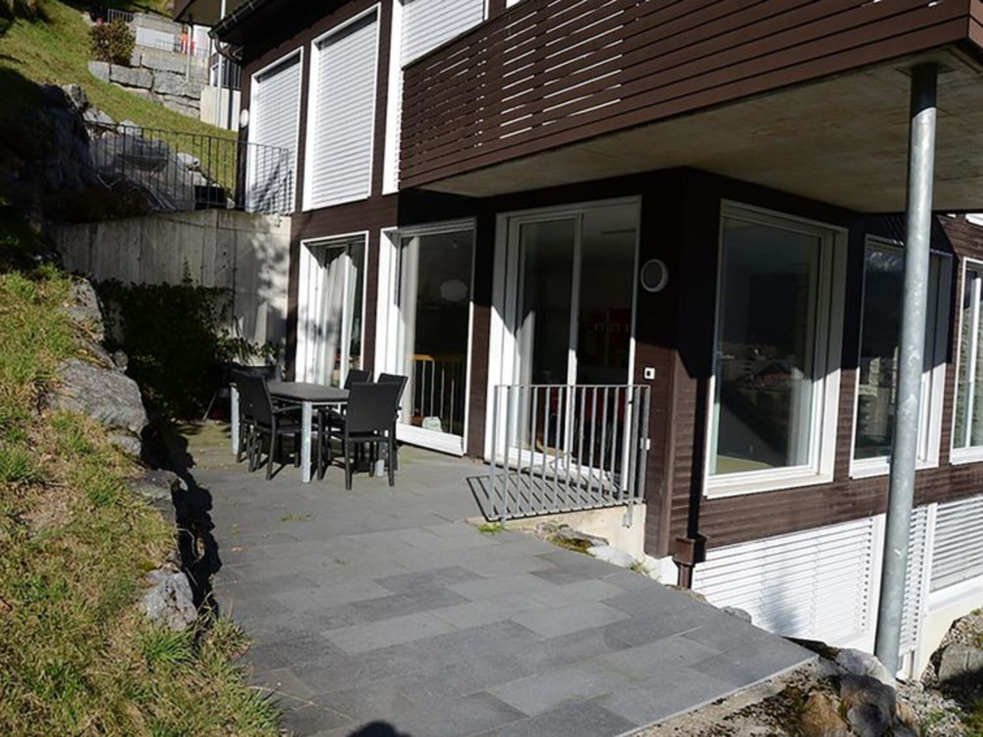 Obwalden'de Zarif Vaha, 1003