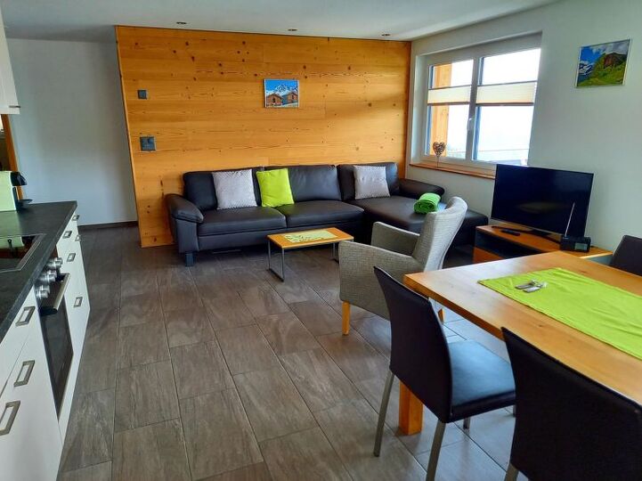 Valais'in Manzaralı Bölgesinde Rahat 3 Yatak Odalı Mücevher, 1359