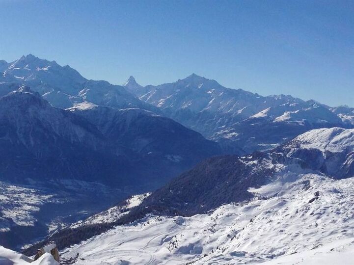 Valais'te Huzurlu Dağ Cenneti, 1362