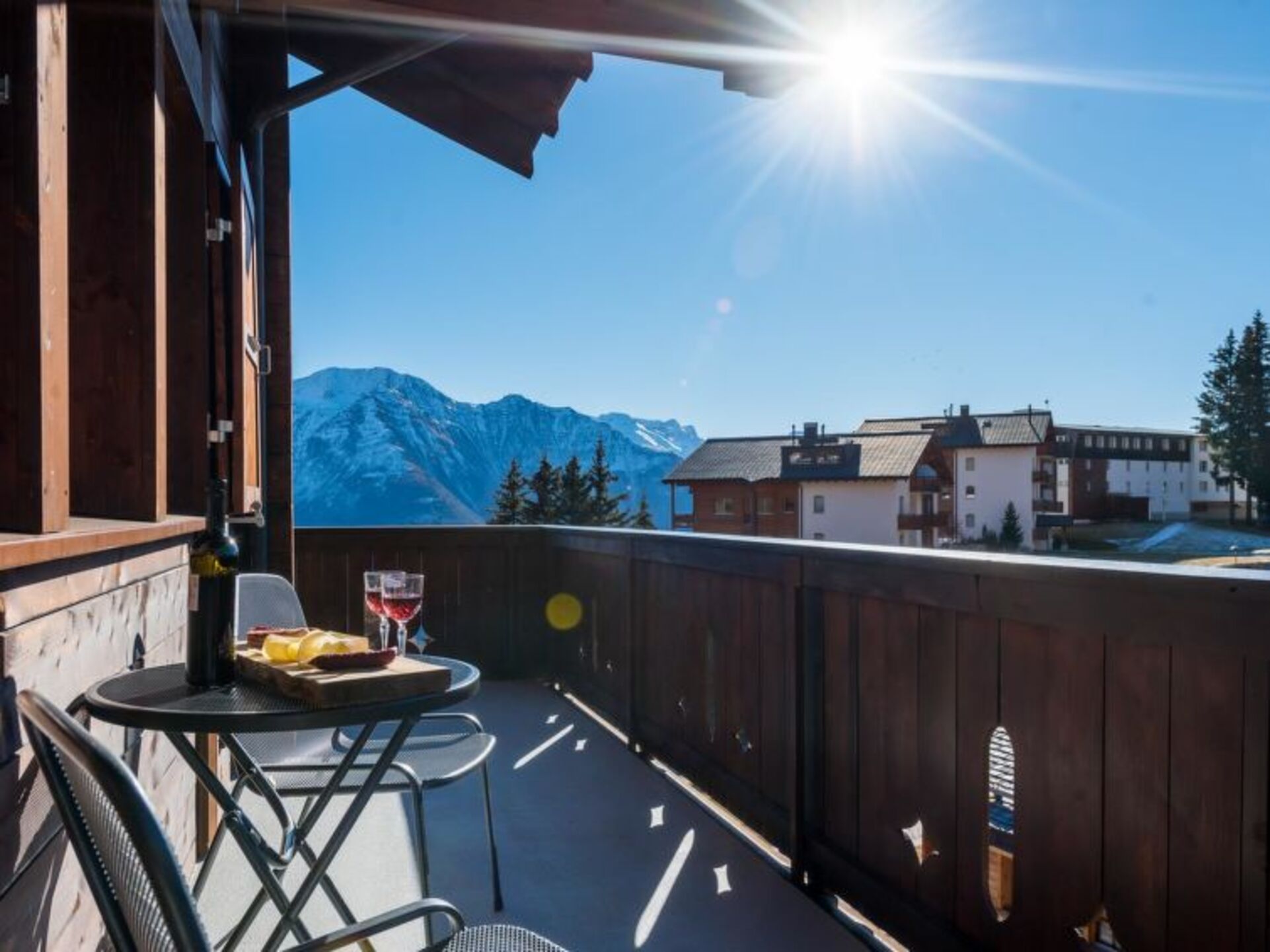 Valais Villa'da Rustik Zarafet, 1363