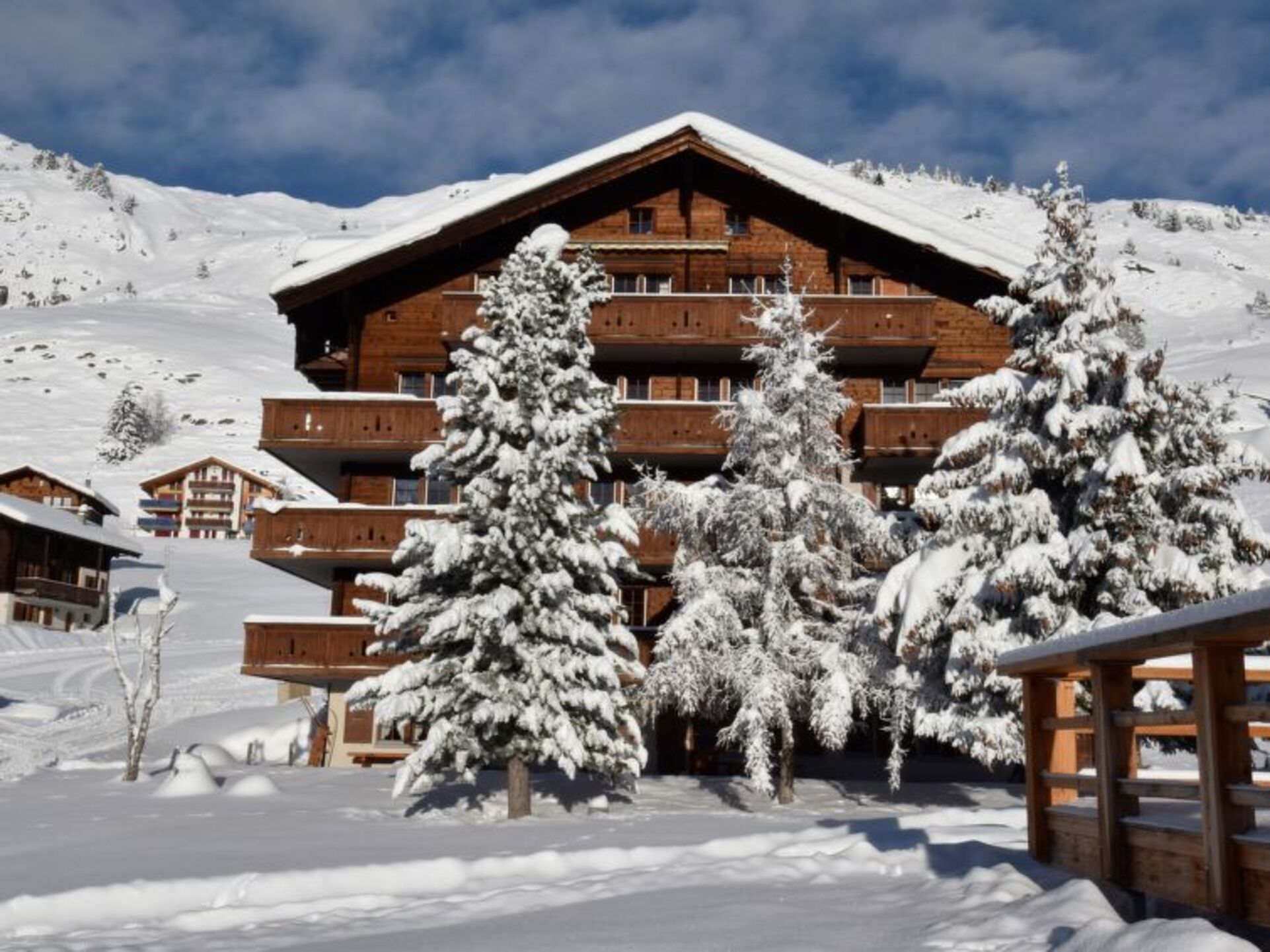 Valais Villa'da Rustik Zarafet, 1363