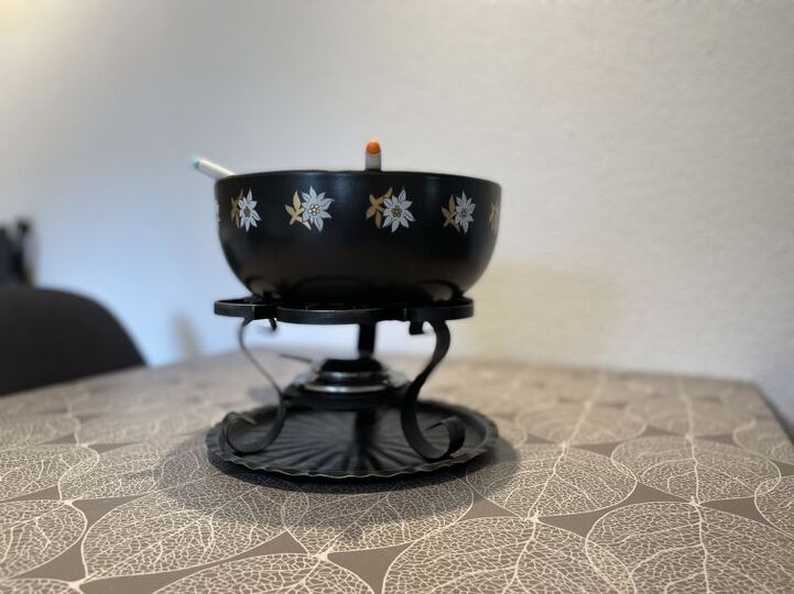 Valais's Gem 2BR Villa, 1366