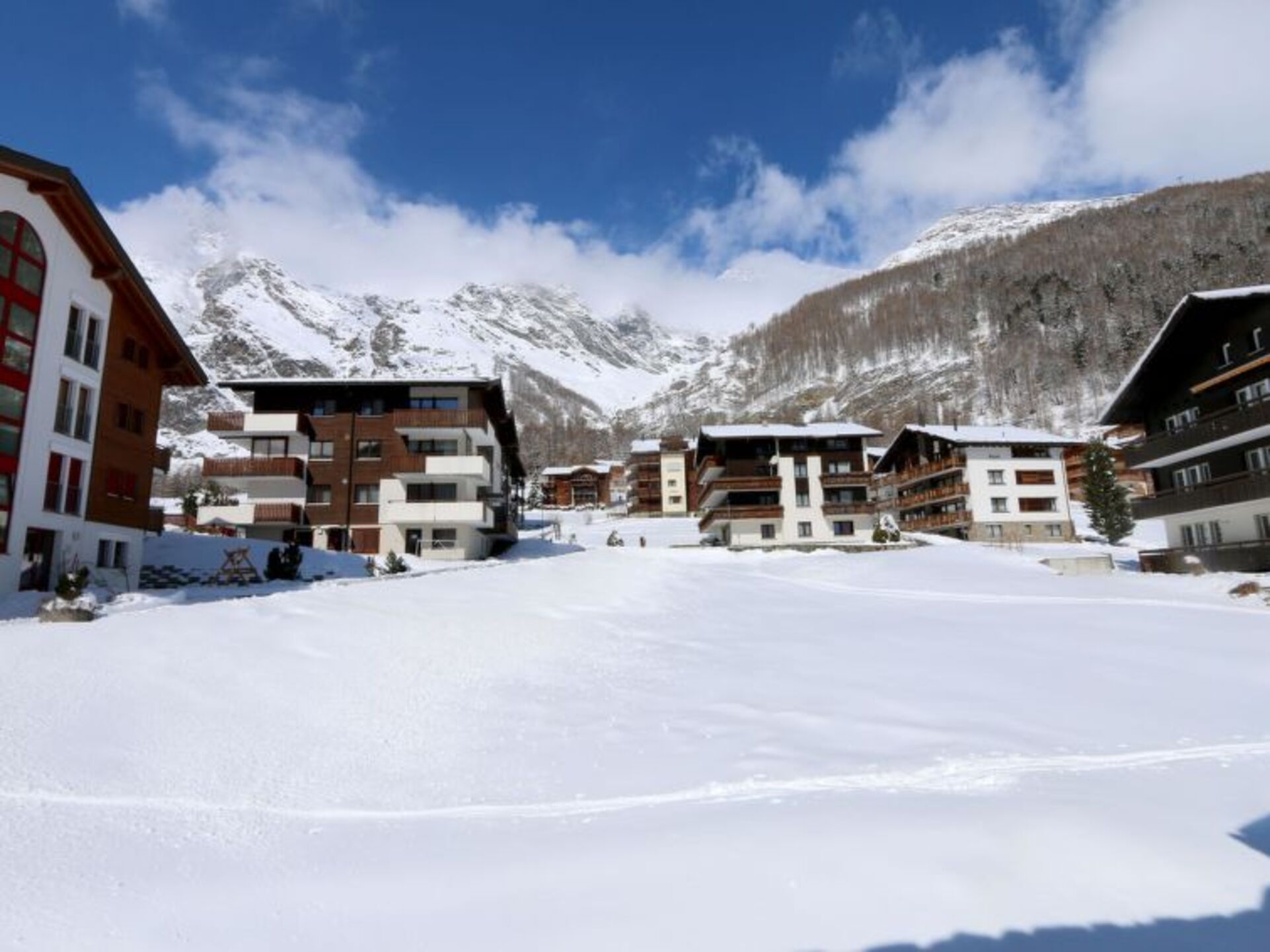 Valais'in Kalbinde Lüks Dinlenme Tesisi, 1386