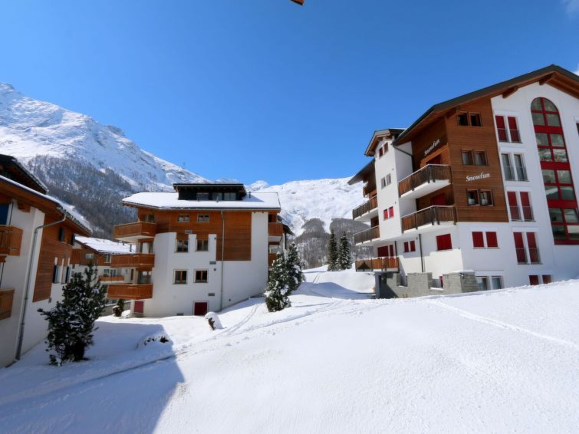 Valais'in Kalbinde Lüks Dinlenme Tesisi, 1386