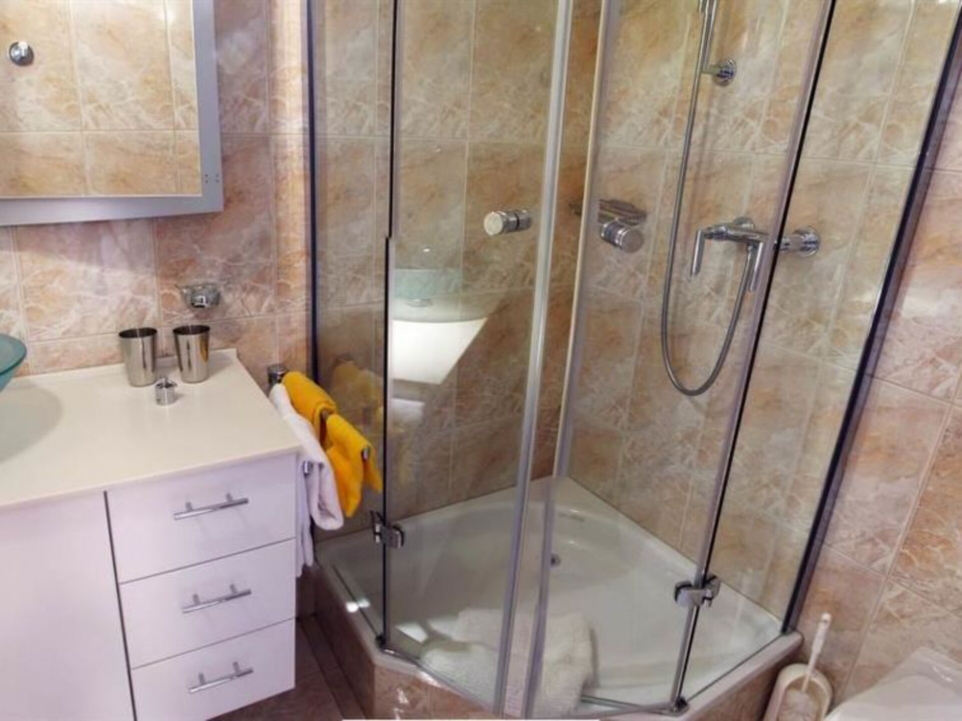 Saas-Fee'de (1268) şirin 2 yatak odalı villa.