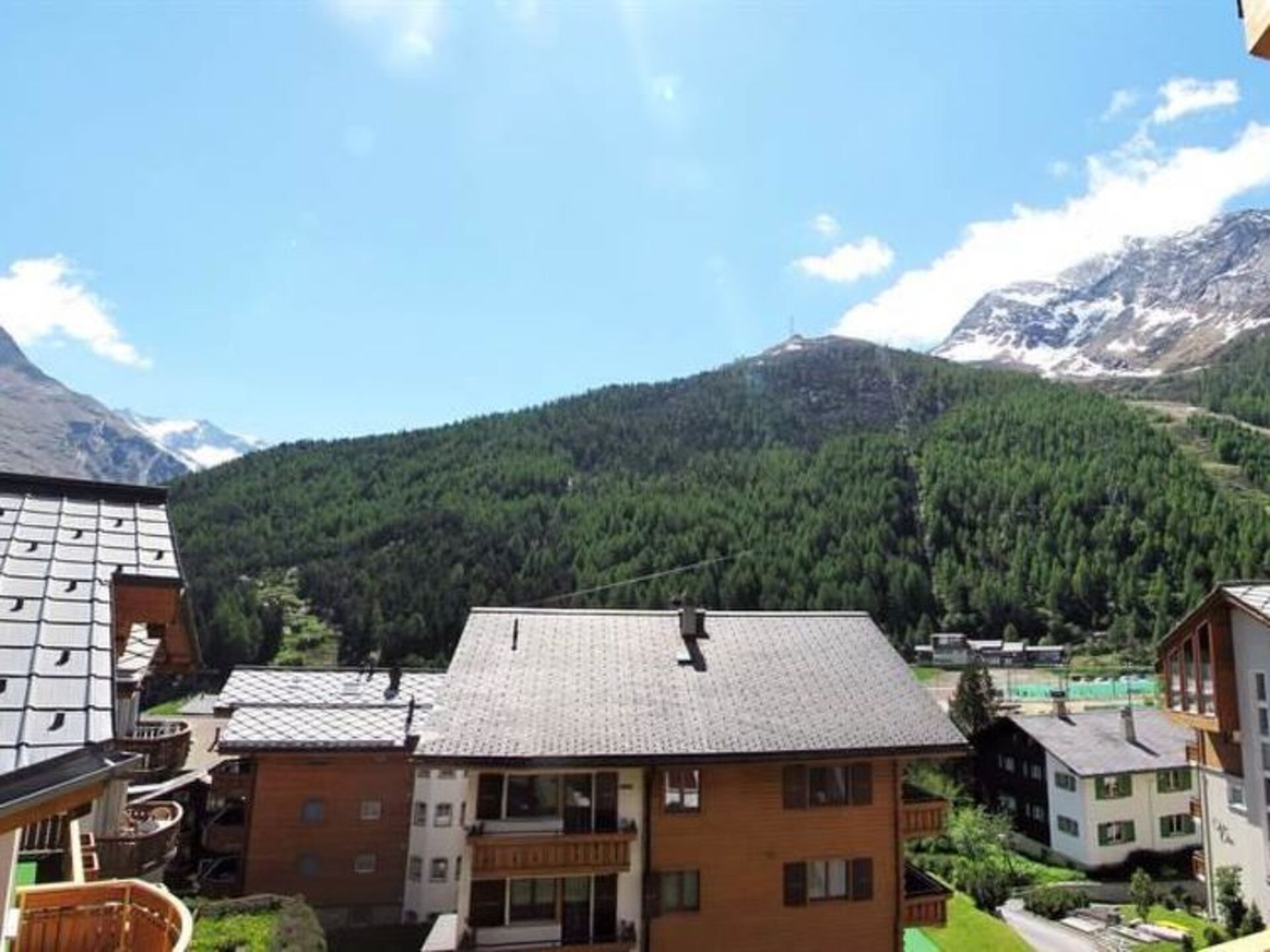 Saas-Fee'de (1268) şirin 2 yatak odalı villa.