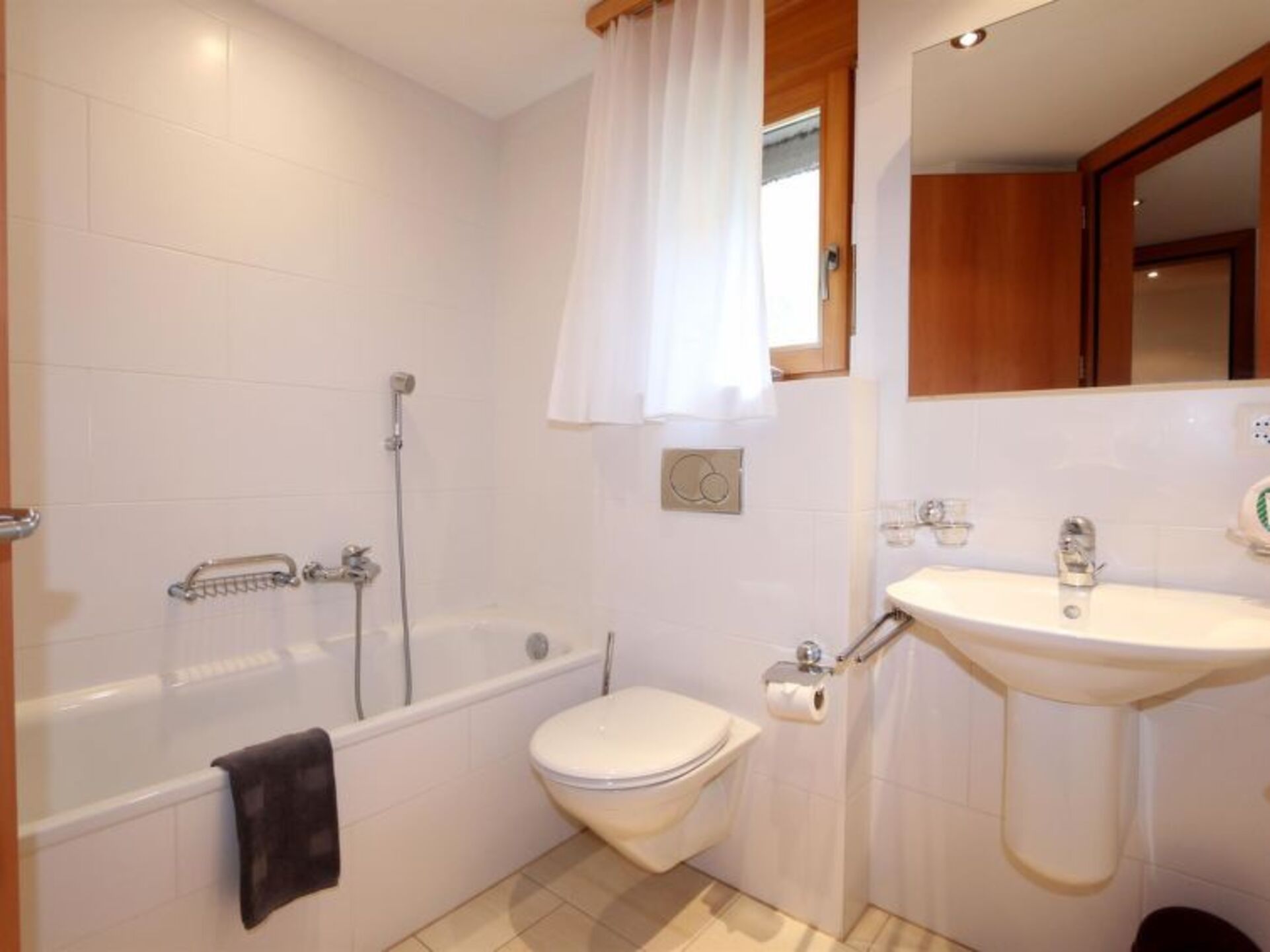 Saas-Fee'de Rüya Gibi 3 Yatak Odalı Villa, 1270