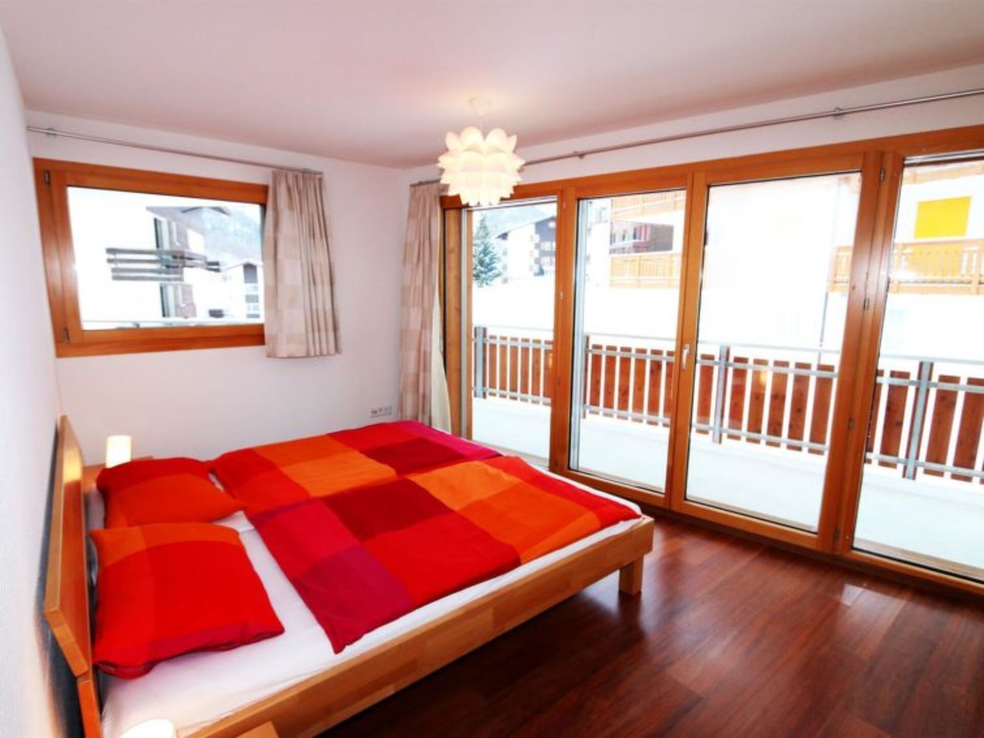 Saas-Fee'de Geniş 3 Yatak Odalı Dinlenme Evi, 1274