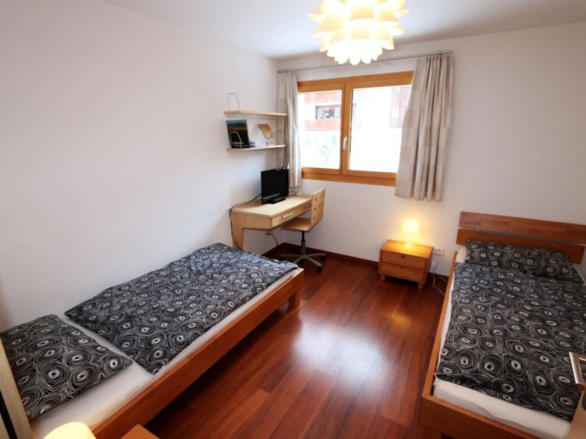 Saas-Fee'de Geniş 3 Yatak Odalı Dinlenme Evi, 1274