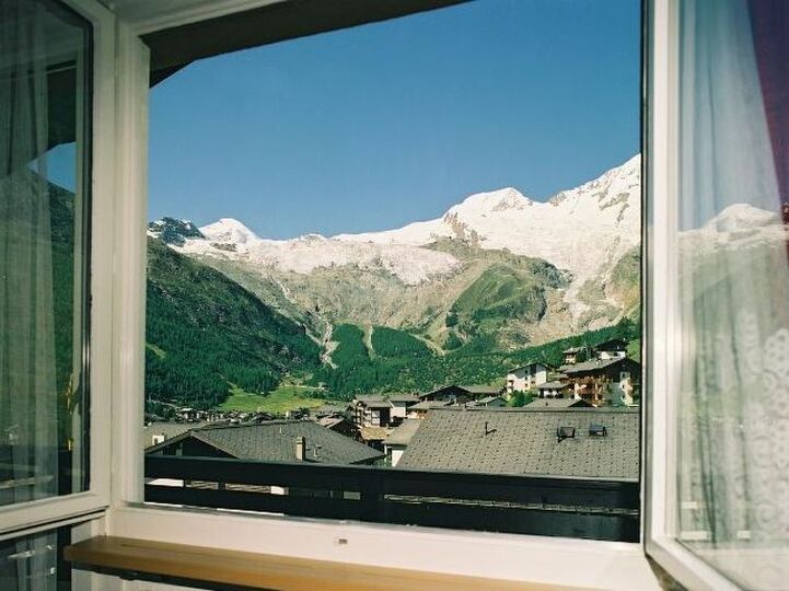 Saas-Fee'de 1420 numaralı, şirin 1 yatak odalı villa.