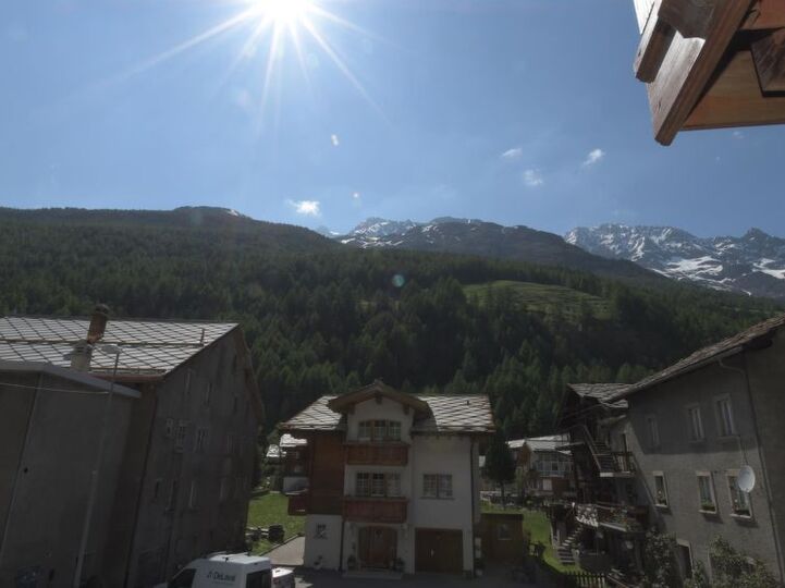 Saas-Grund'da Modern 2BR Villa, 1257