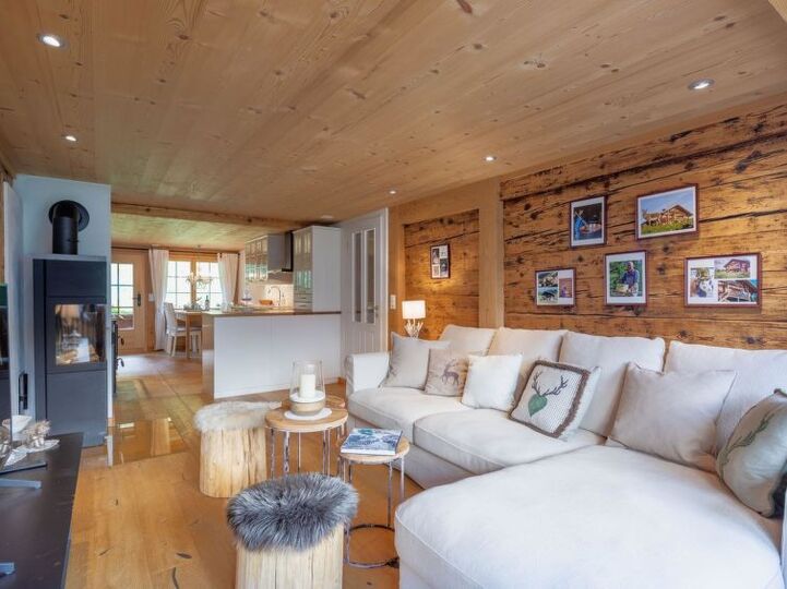 Lenk City'de 2 Yatak Odalı Şirin Villa, 1187, Lenk, Switzerland