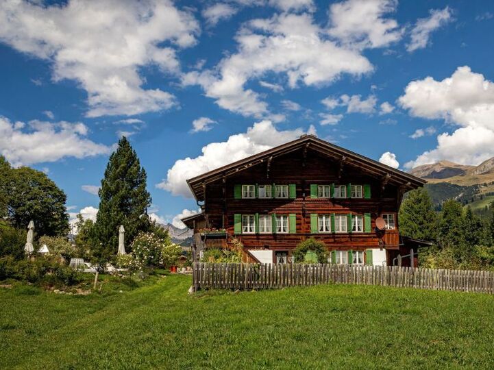 Lenk City'de 2 Yatak Odalı Şirin Villa, 1187