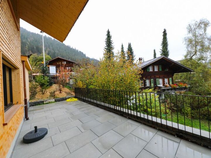 Zweisimmen Villasına Kaçış, 1193