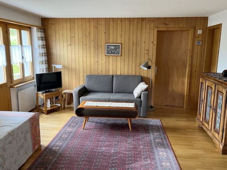 Zweisimmen'de Özel Vaha 1196