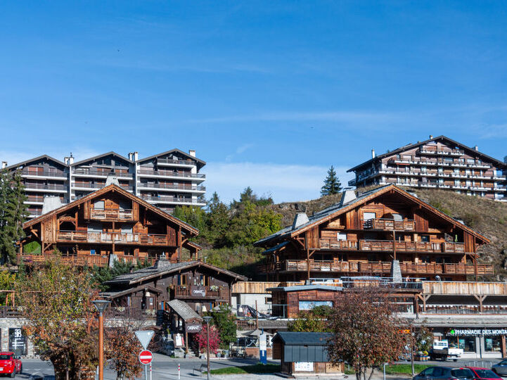 Nendaz'da Dağ Manzaralı, 1437 Numaralı Şirin Ev, Nendaz, Switzerland