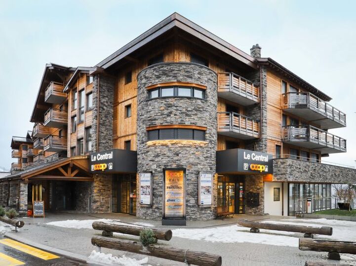 Ollon'da Huzurlu Bir Sığınak 1056, Ollon, Switzerland