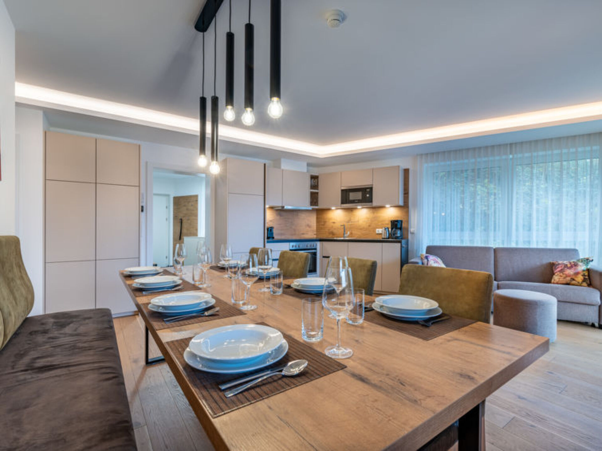 Kitchen / Dining Room